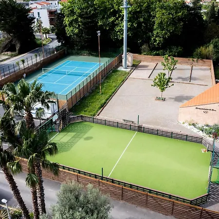 Mobil 6,8 Personnes * Saint-Cyprien (Pyrenees-Orientales)