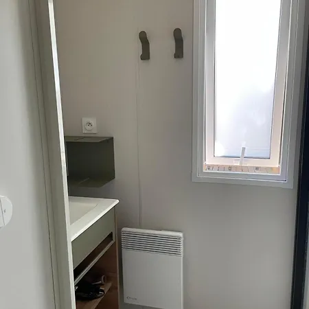 Mobil 6,8 Personnes * Saint-Cyprien (Pyrenees-Orientales)